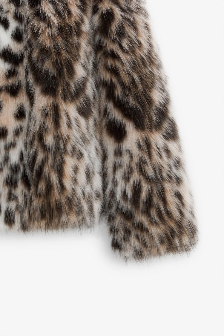 LEOPARD PRINT FAUX FUR JACKET