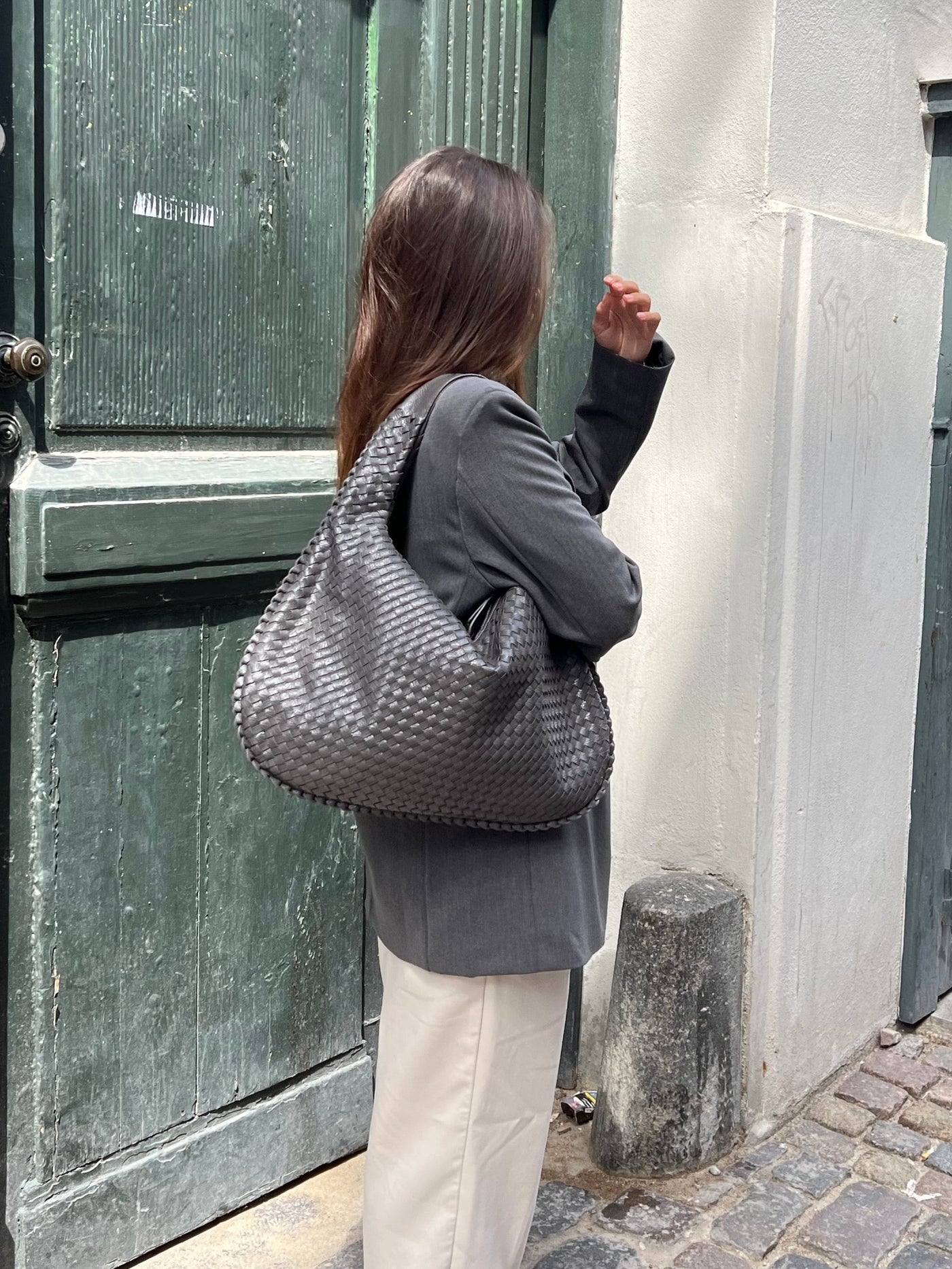 Harper | Modern and Spacious Tote Bag