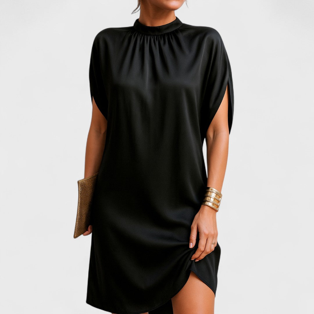 Trudy – Elegant and Figure-Hugging Dress