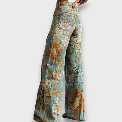 Tavira – Statement jeans with a wild pattern