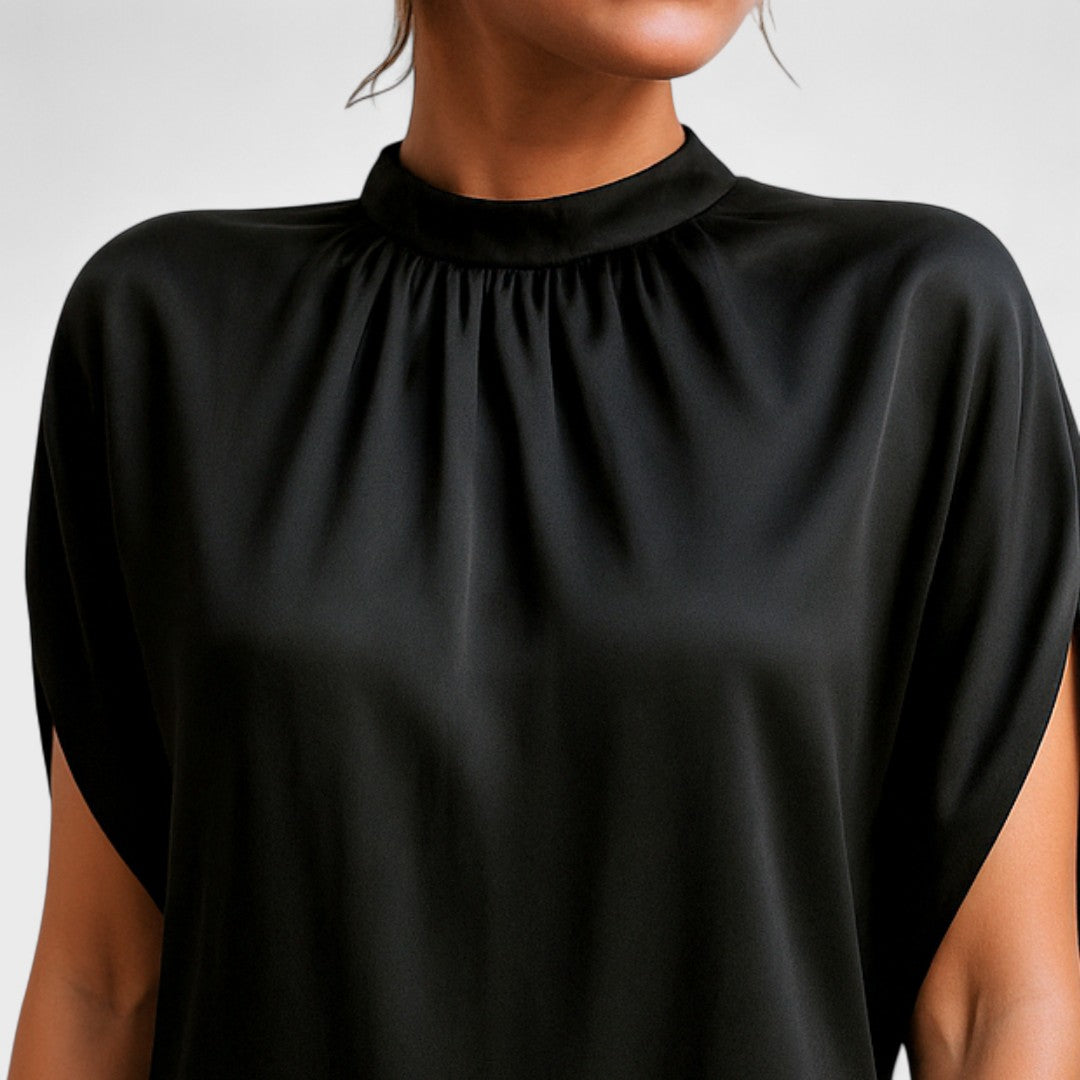 Trudy – Elegant and Figure-Hugging Dress