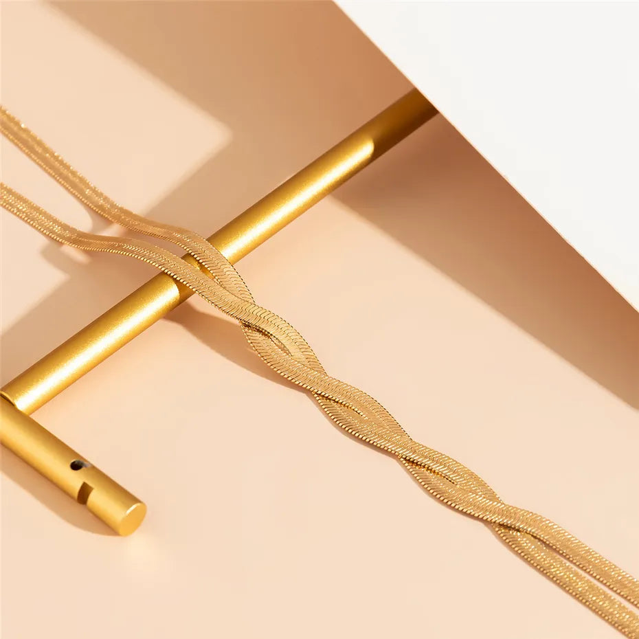Flaira – Adjustable Snake Necklace in Gold