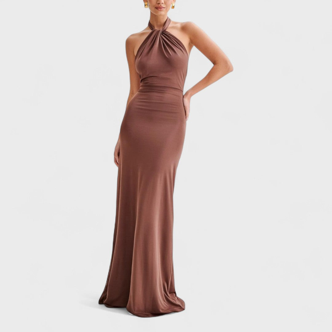 Klara – Curvy Silk Dress with Halter Neck