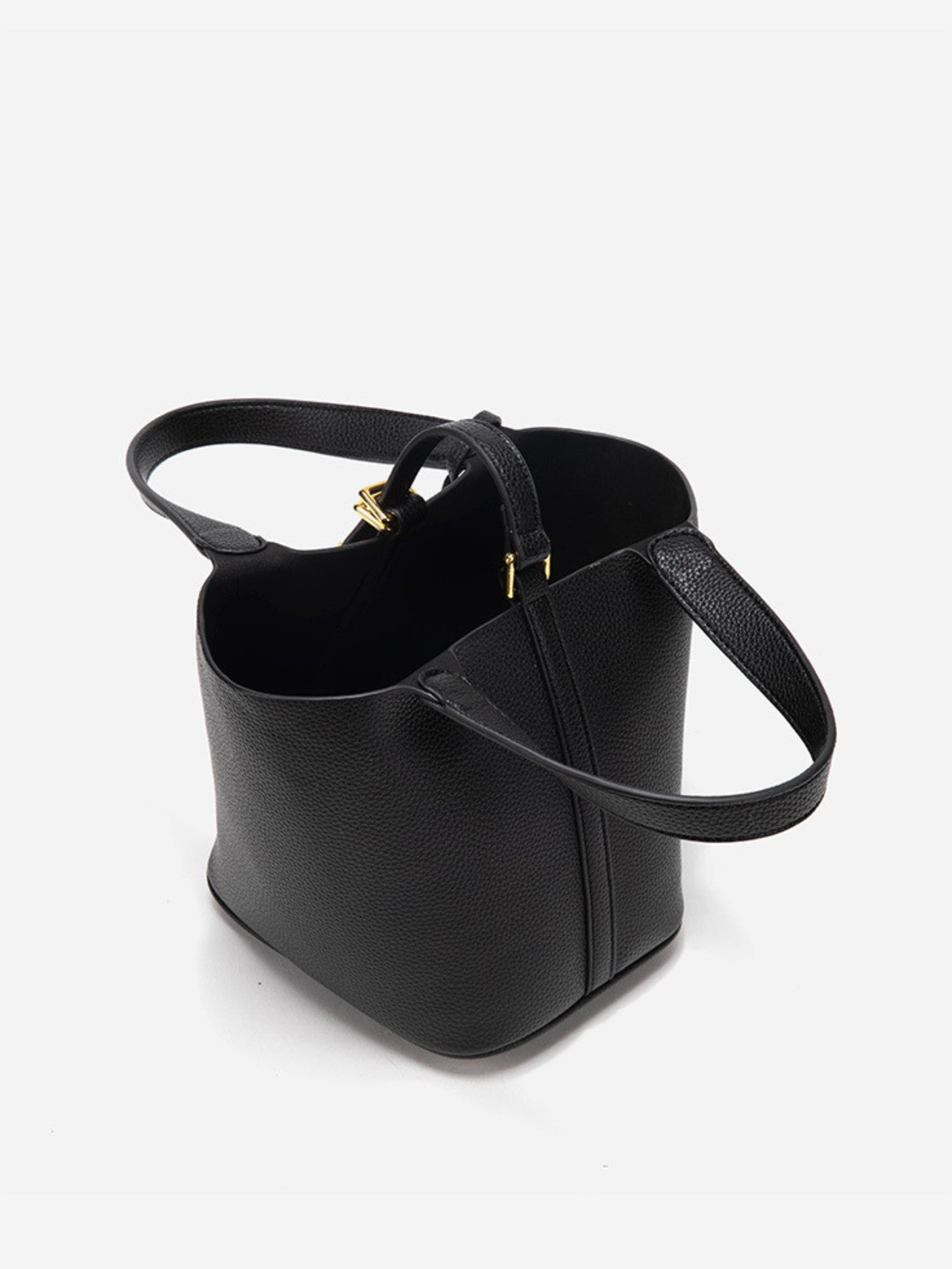 Glaiza | Elegant Gold-Lock Bucket Bag