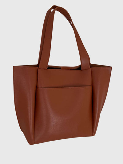 Clara | Structured Shoulder Bag for Everyday Use