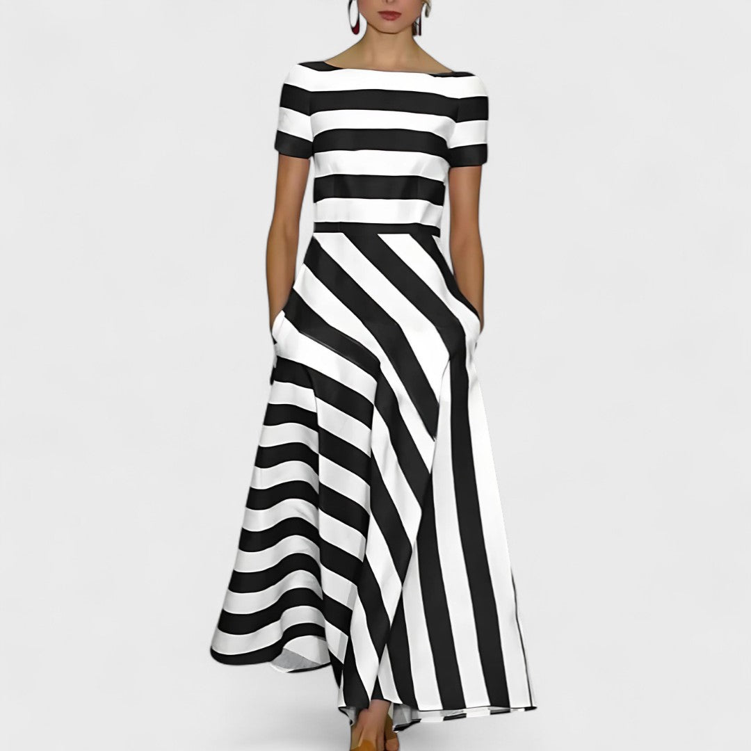 Emma – Light and airy dress with thin stripes
