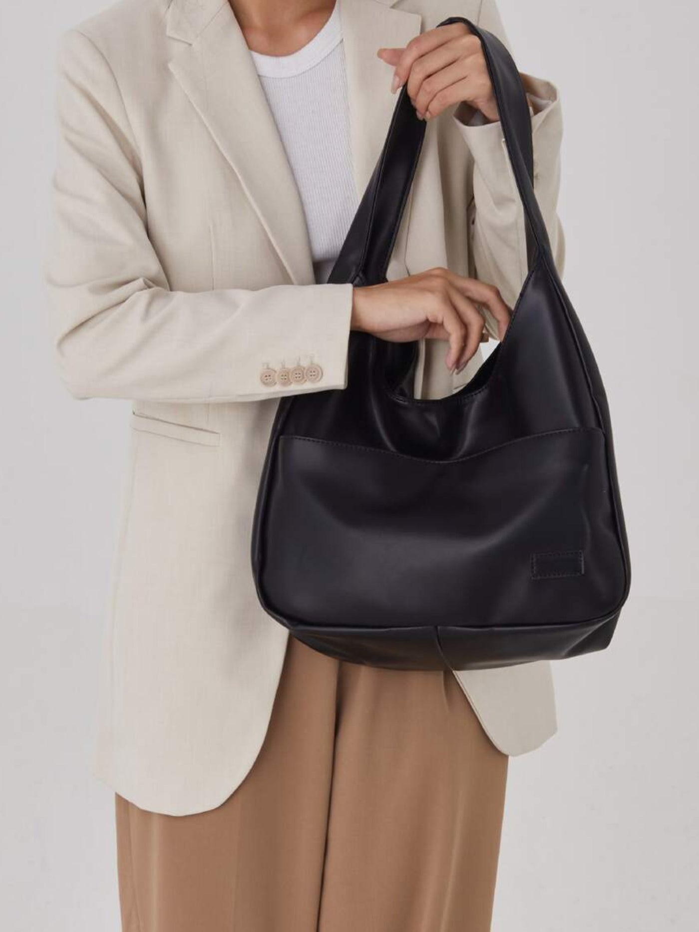 Helena | Structured and Elegant Shoulder Bag