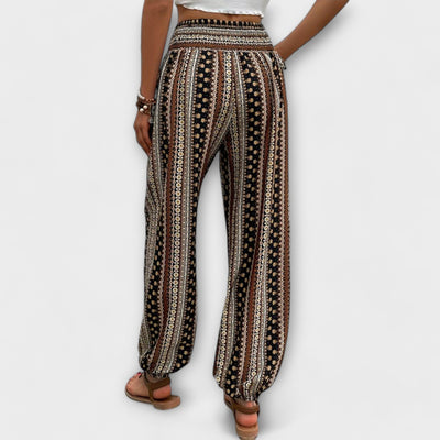 Scarlett - Tights with Ethnic Design