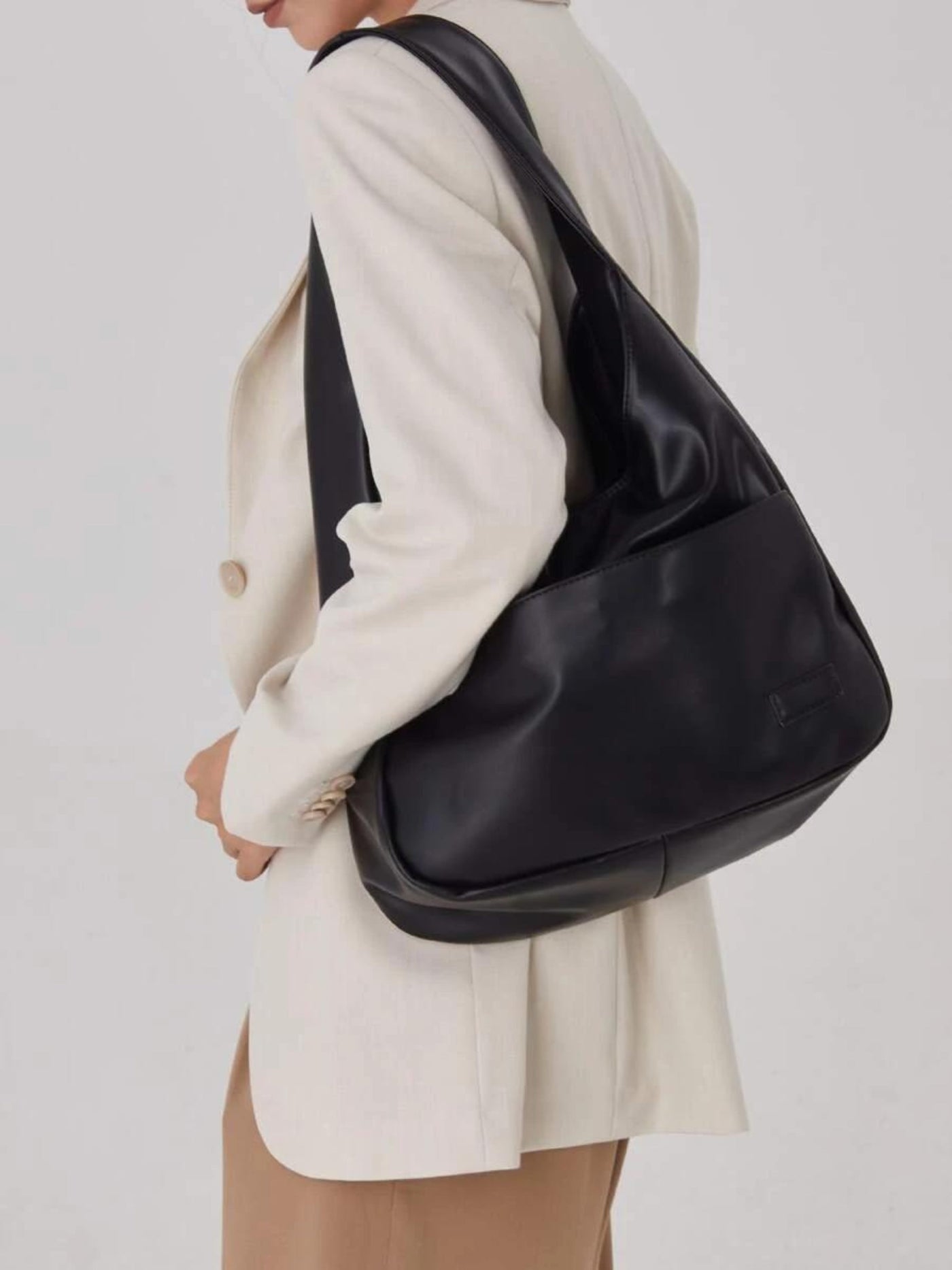 Helena | Structured and Elegant Shoulder Bag