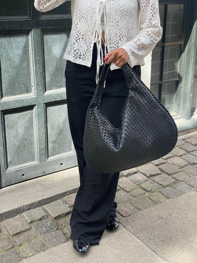 Harper | Modern and Spacious Tote Bag