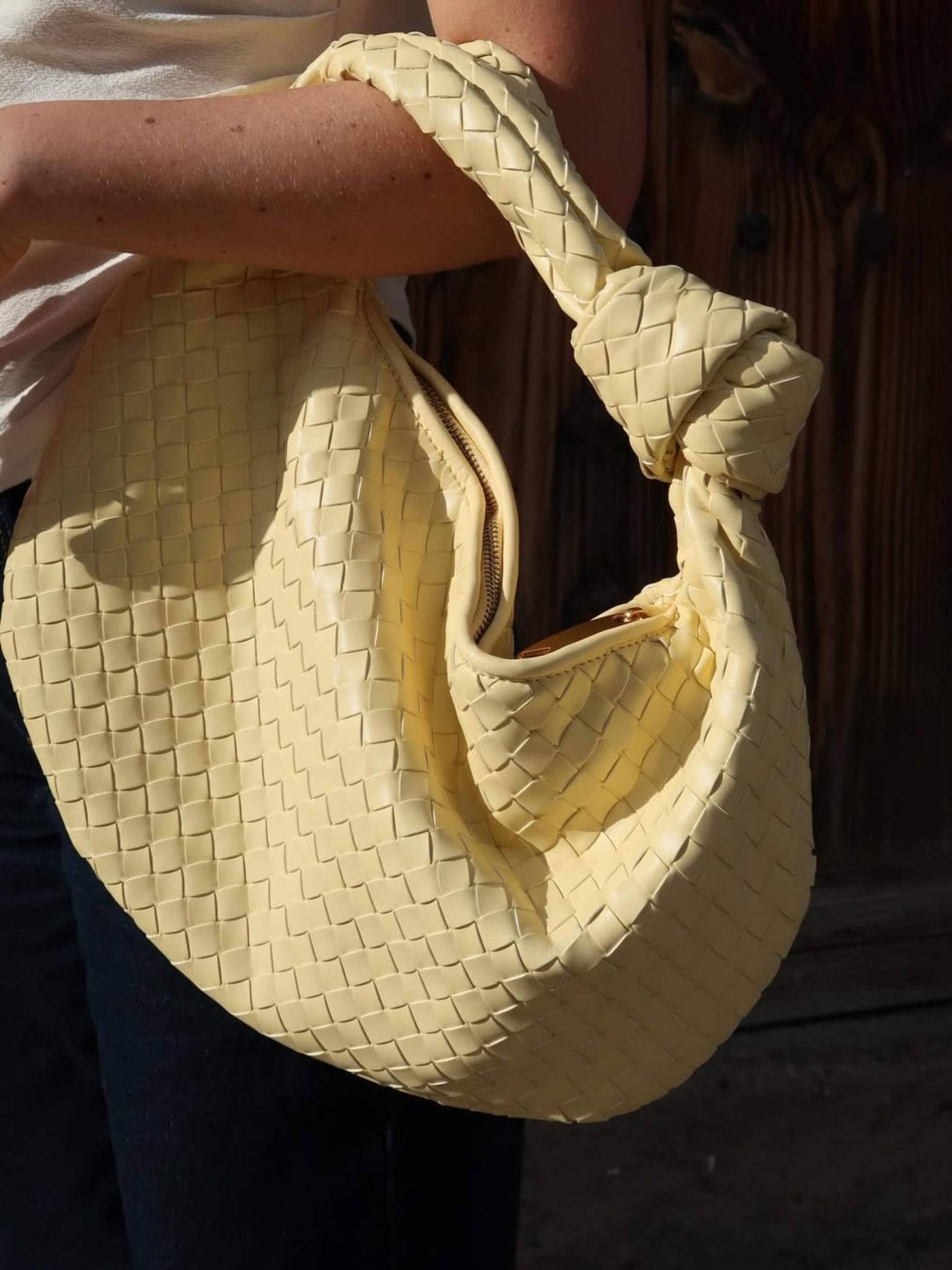 Giselle | Medium Woven Shoulder Bag with Knot