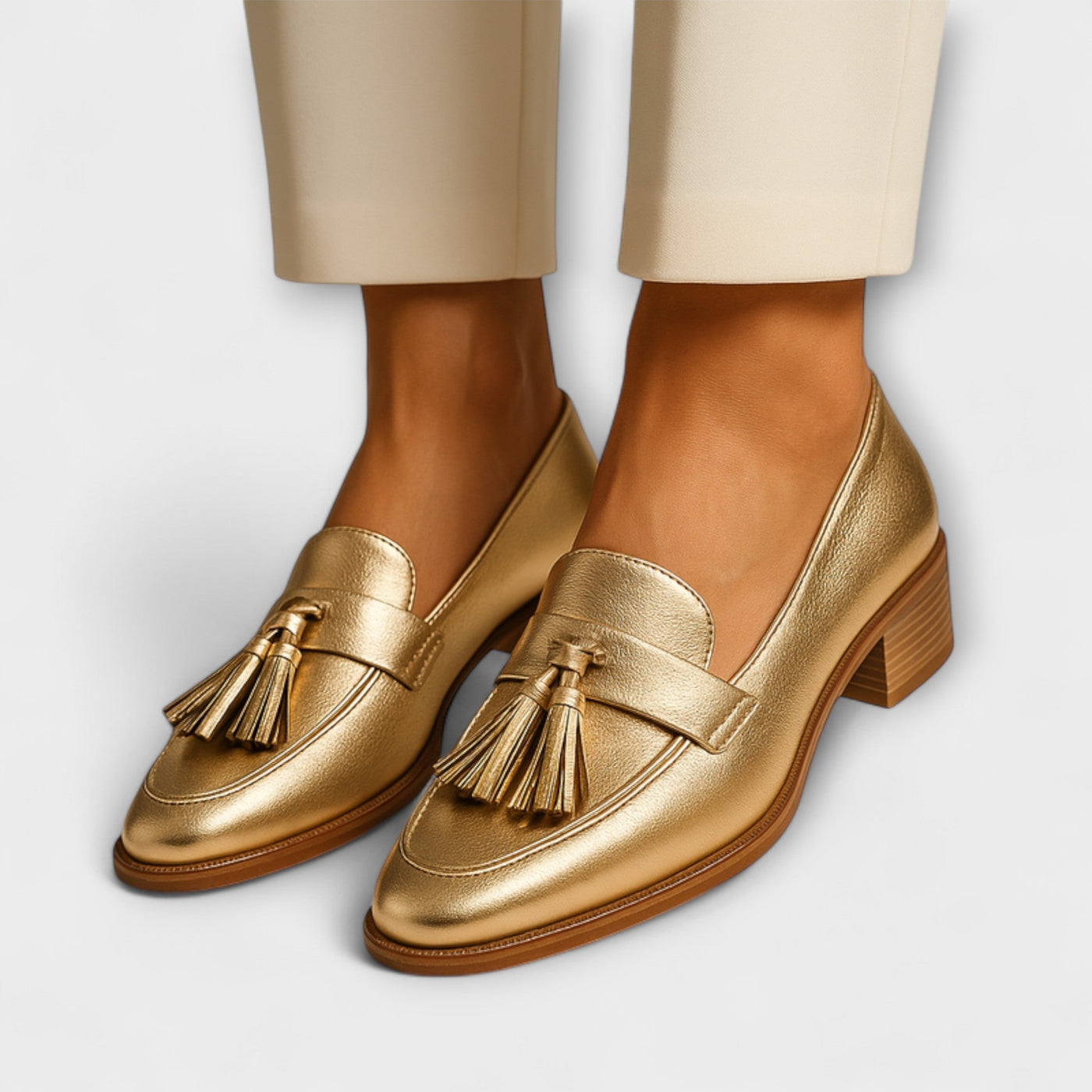 Celeste - Gold Shoe