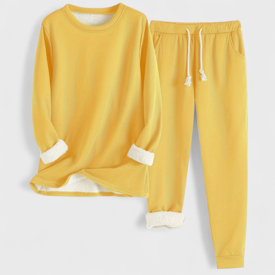 Karin - Comfortable Lounge Set