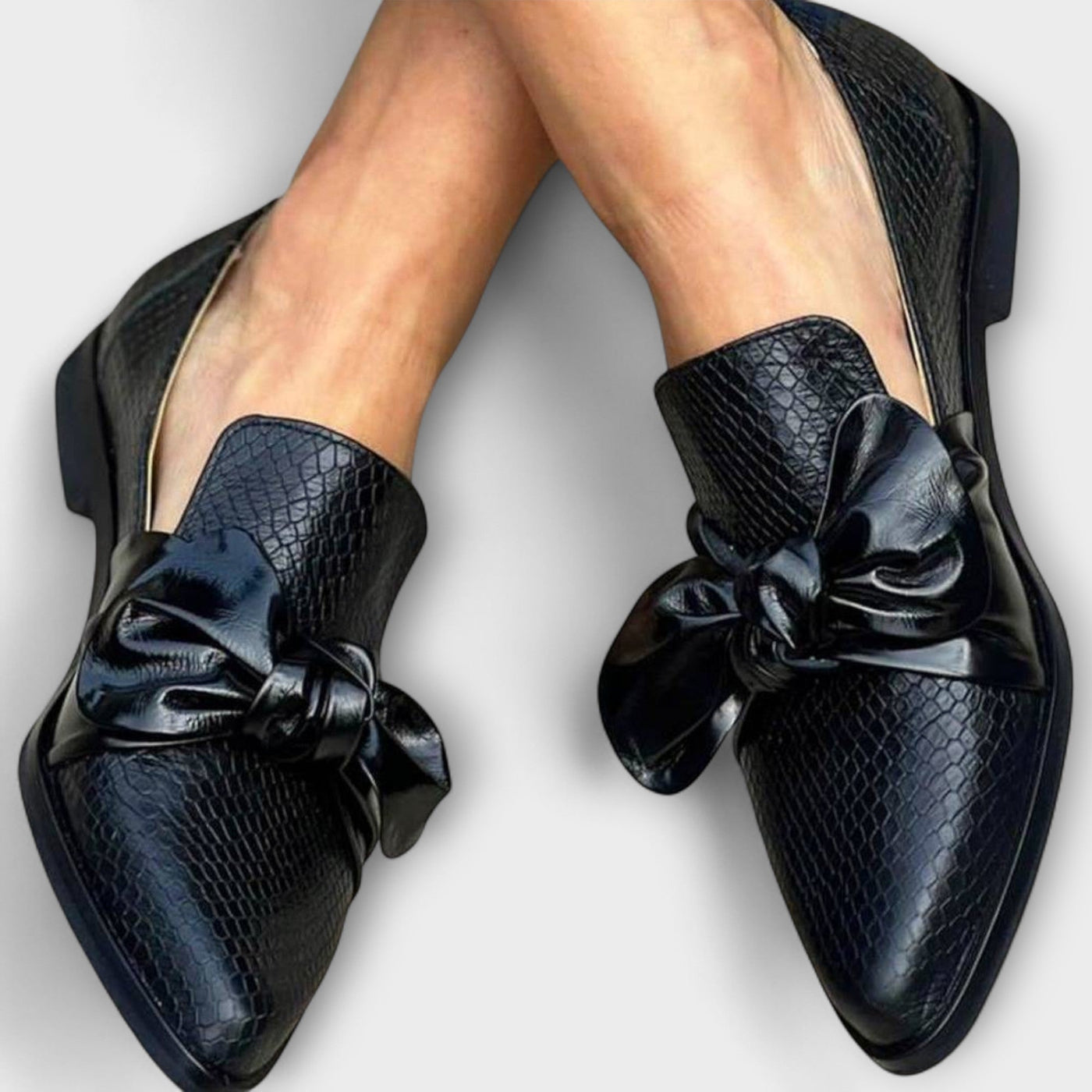 Claudia - Bow Detail Loafers