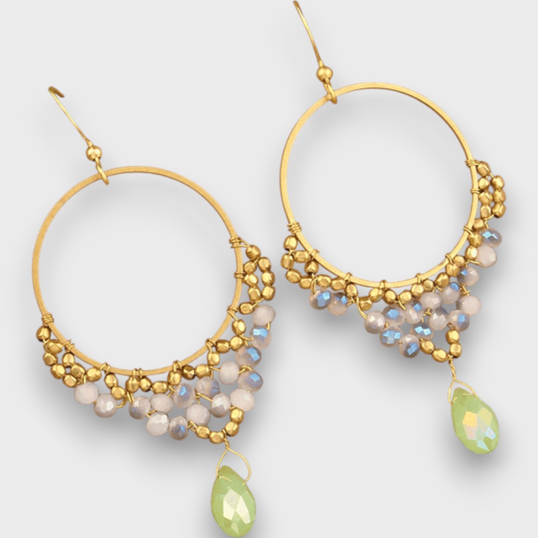 Isalda – Vintage Earrings with Wood and Pearls