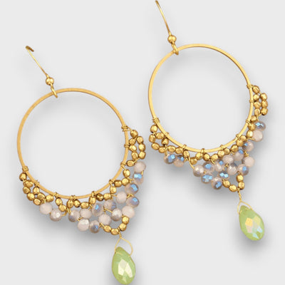 Isalda – Vintage Earrings with Wood and Pearls