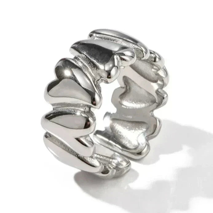 Hazel | Heart-Wrapping Ring