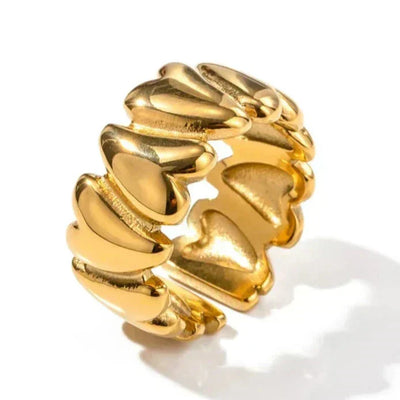 Hazel | Heart-Wrapping Ring