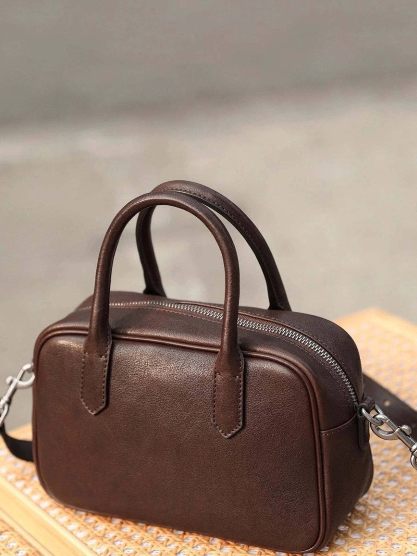 Eliza | Square Bag with Glossy Zip