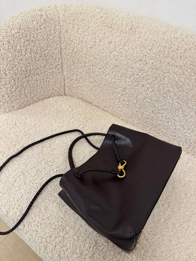 Emilia | Versatile Refined Bag