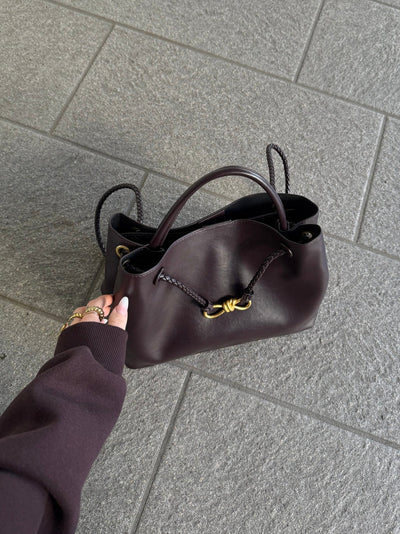 Emilia | Versatile Refined Bag