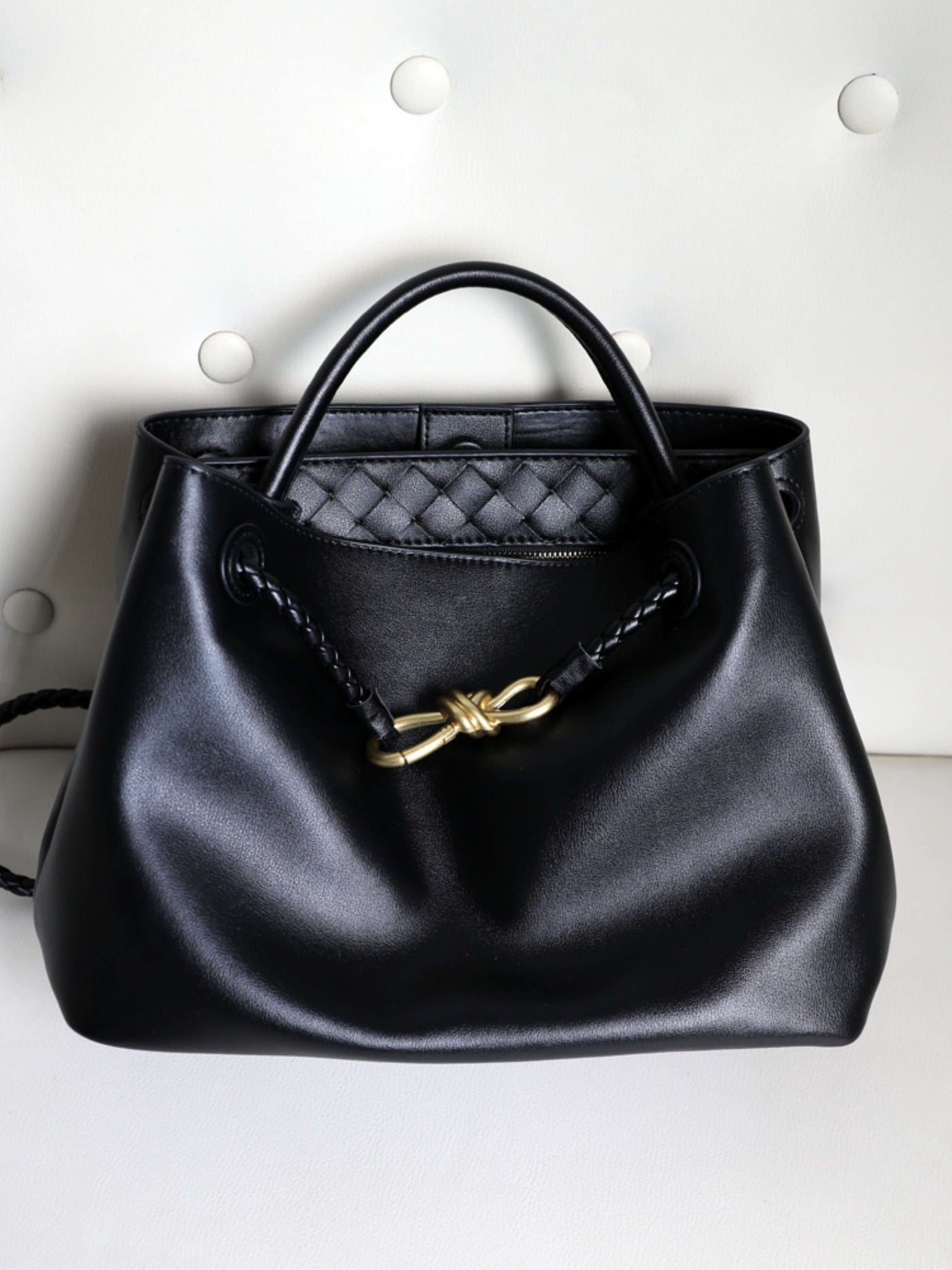 Emilia | Versatile Refined Bag