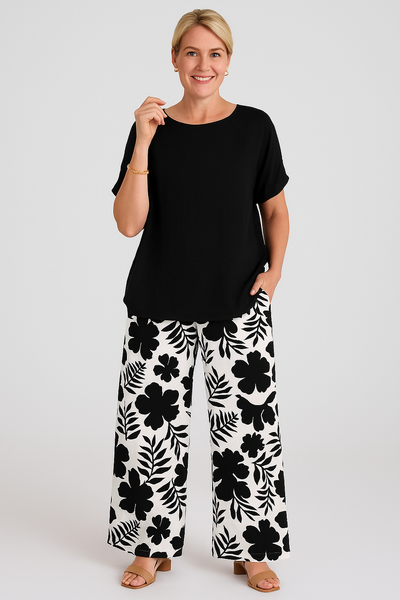 Tessina | Chic Summer Set in Two Pieces
