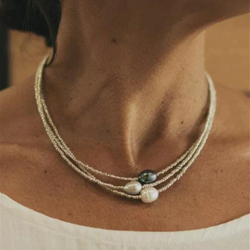 Marivelle – Vintage necklace with a delicate splendour