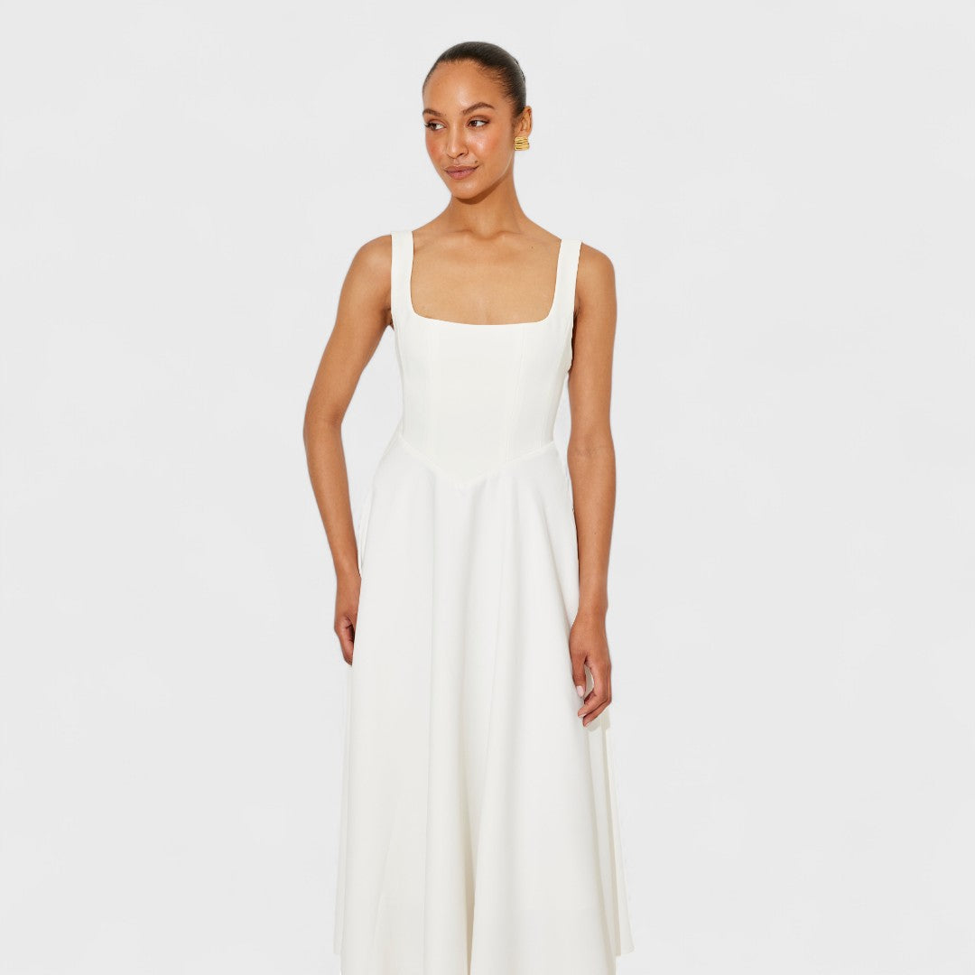 Amelia – Timeless Fluid Midi Dress
