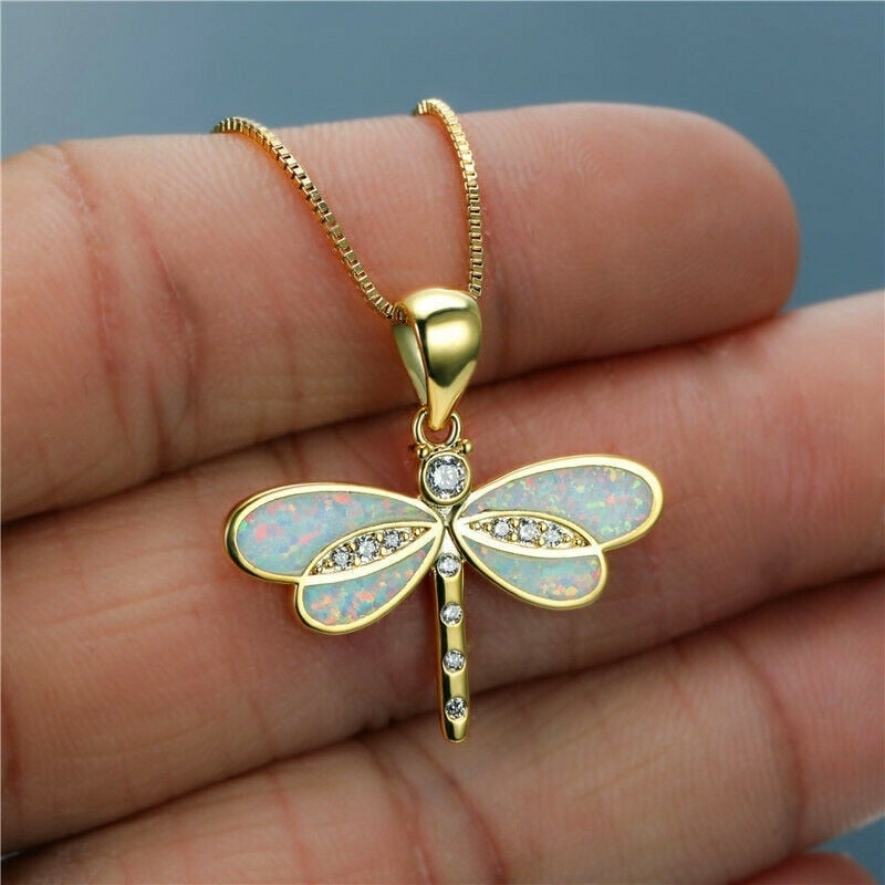 Elunaria – Dragonfly Necklace with Sparkling Accent