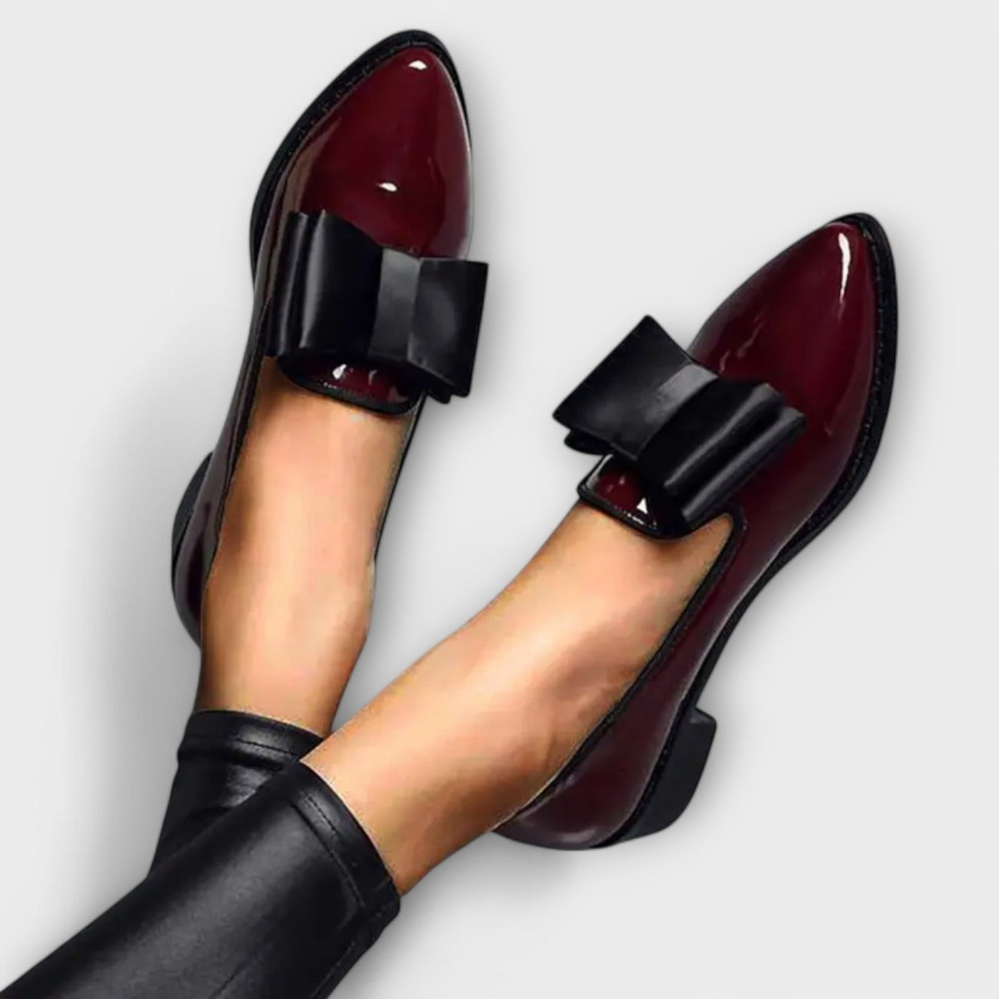 Heidi - Elegant loafers with bow