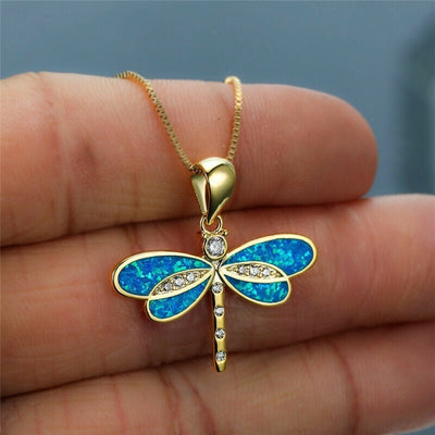 Elunaria – Dragonfly Necklace with Sparkling Accent