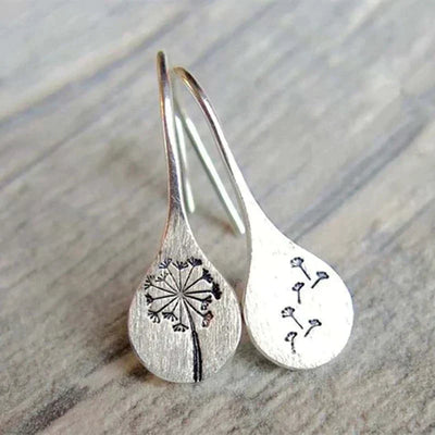 Serina – Vintage earrings with timeless charm