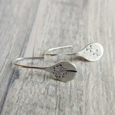 Serina – Vintage earrings with timeless charm