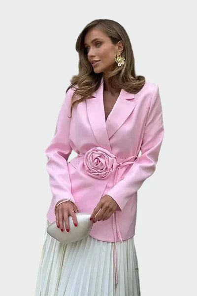 Thilda - Overcoat with Impeccable Line