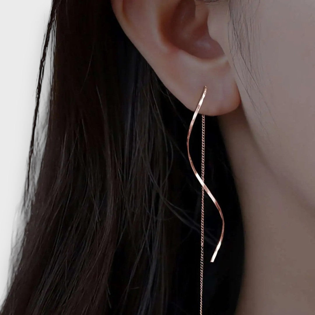 Elwira – Long Wave-Shaped Earrings