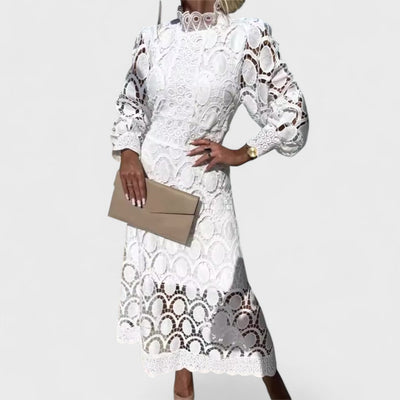 Élise - Shiny and Feminine Lace Dress