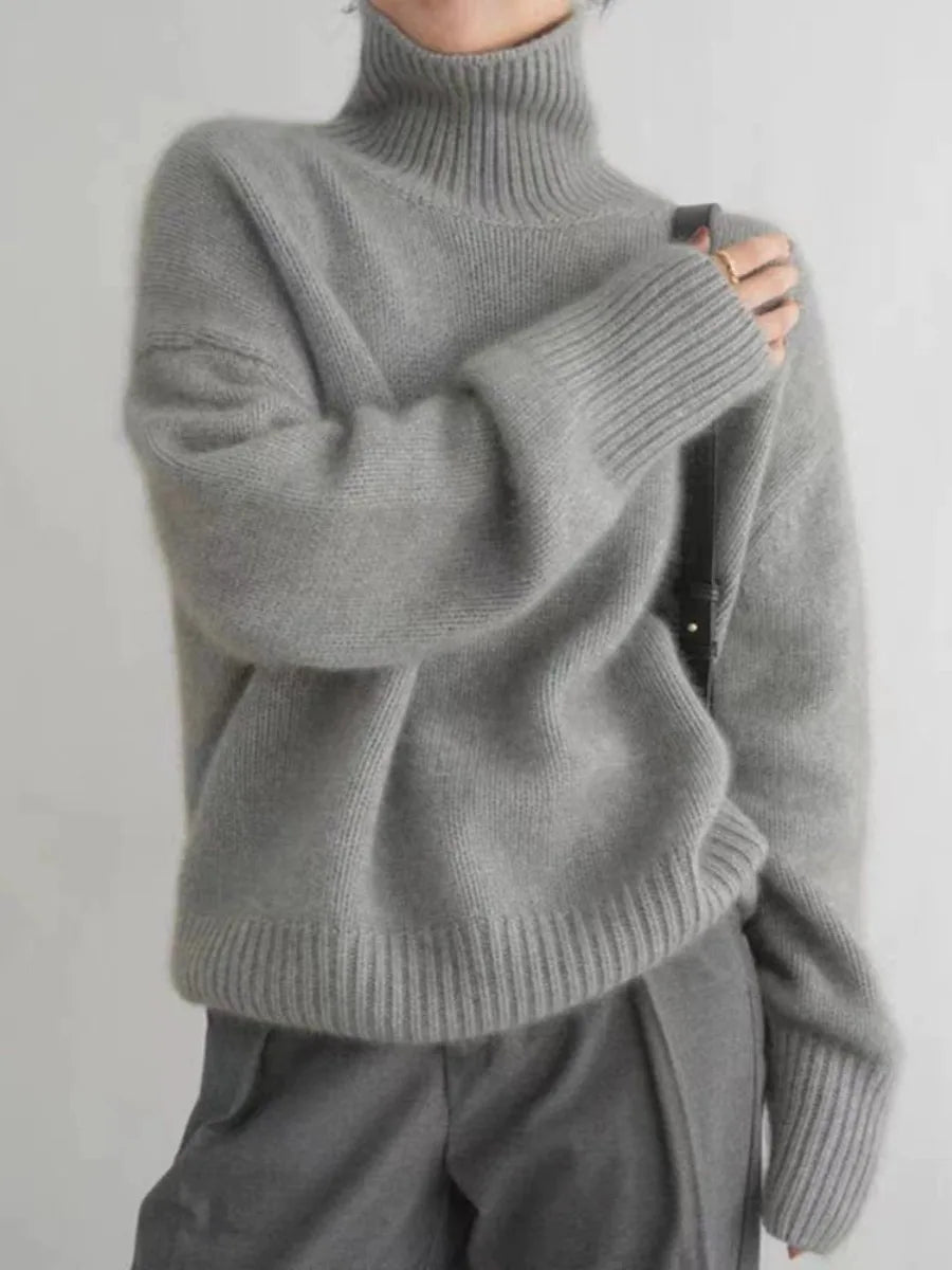 Zoey - Oversized Jumper with High Neck