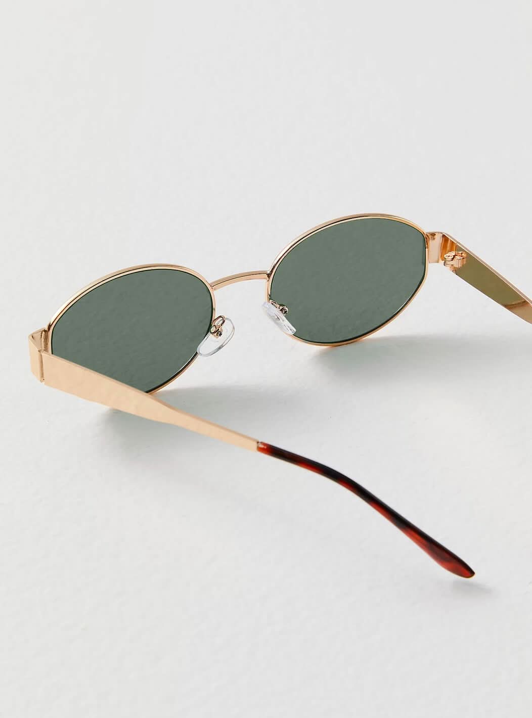 Zariyah | Elegant Sunglasses