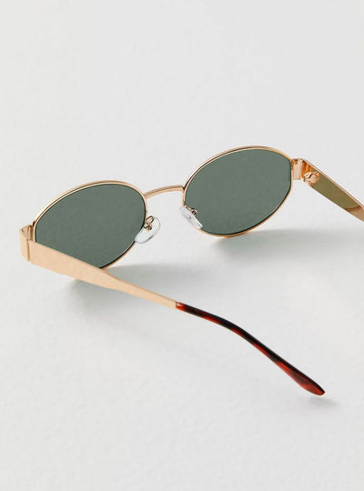 Zariyah | Elegant Sunglasses