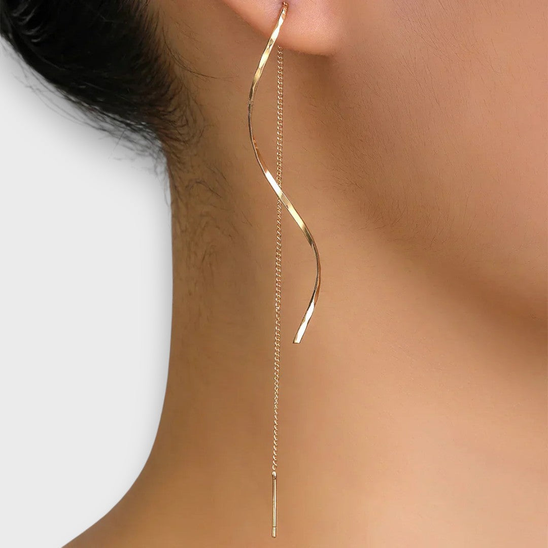 Elwira – Long Wave-Shaped Earrings