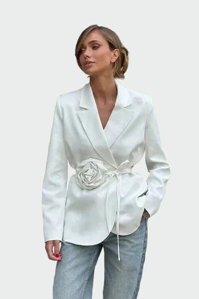 Thilda - Overcoat with Impeccable Line