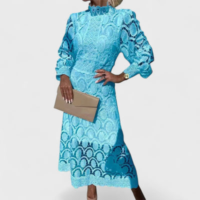 Élise - Shiny and Feminine Lace Dress