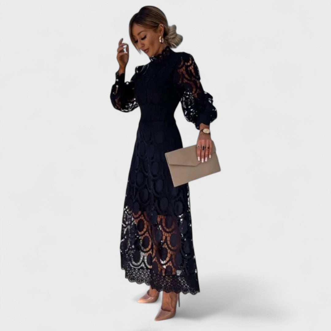 Élise - Shiny and Feminine Lace Dress