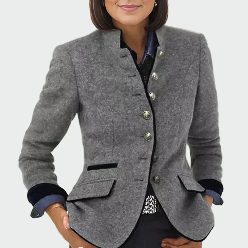 Mara - elegant short jacket with pockets