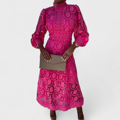Élise - Shiny and Feminine Lace Dress