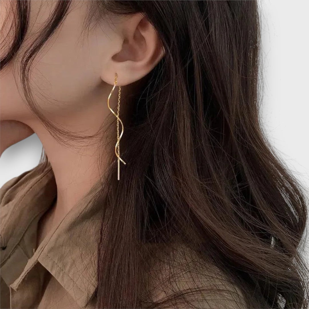 Elwira – Long Wave-Shaped Earrings
