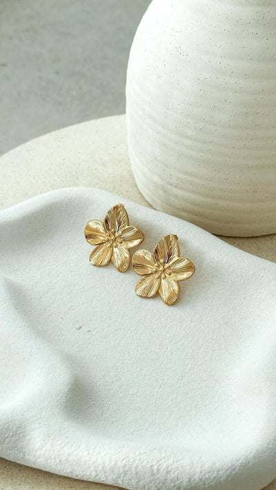 Lexi | Gold-Plated Flower Earrings