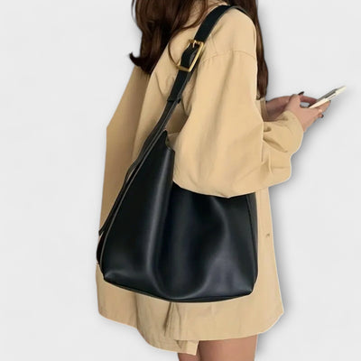Gianna Boutique – Elegant Leather Shoulder Bag