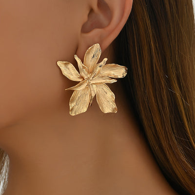 Lana | Gold Floral Drop Earrings